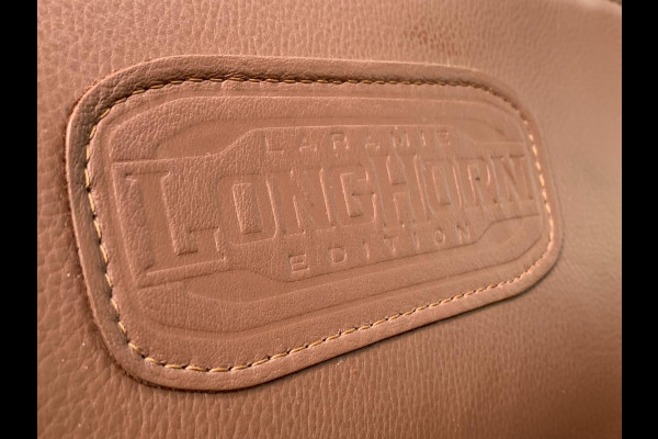 Dodge Ram 1500 Longhorn 5.7 V8 401PK 360cam 4X4 PANO Luchtvering