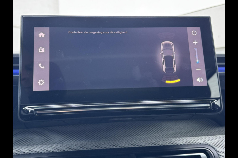 Citroën C3 1.2 Turbo 100pk Trekhaak Adaptieve cruise Airco Apple / Android DAB 4 Seizoenen banden