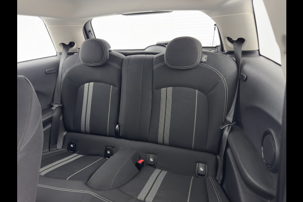 MINI Mini Electric Basic 33 kWh [ 3-Fase ] (SOH-100%) (INCL-BTW) Aut. *HEATPUMP | FULL-LED | SPORT-SEATS | NAVI-FULLMAP | DIGI-COCKPIT | DAB+ | ECC | CCS-FASTLOADER | UNION-JACK | KEYLESS | CRUISE | AMBIENT-LIGHT | 16''ALU*