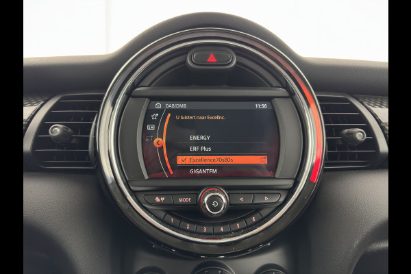 MINI Mini Electric Basic 33 kWh [ 3-Fase ] (SOH-100%) (INCL-BTW) Aut. *HEATPUMP | FULL-LED | SPORT-SEATS | NAVI-FULLMAP | DIGI-COCKPIT | DAB+ | ECC | CCS-FASTLOADER | UNION-JACK | KEYLESS | CRUISE | AMBIENT-LIGHT | 16''ALU*