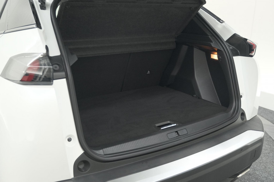 Peugeot 2008 PureTech 130 Allure | Camera | Adaptieve Cruise Control | Stoelverwarming
