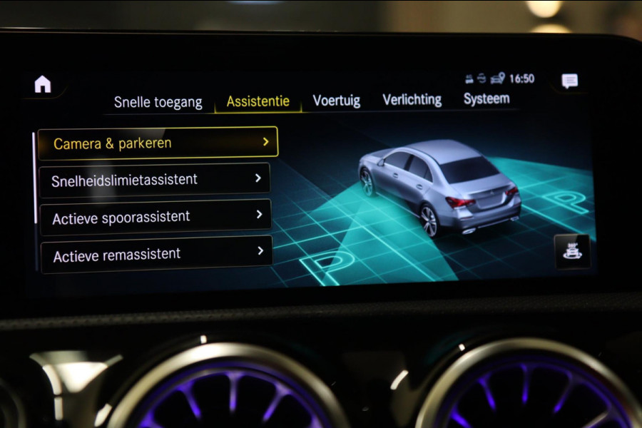 Mercedes-Benz A-Klasse 200 AMG NAP/PANO/KEYLESS/SFEER/MEMORY/VOL