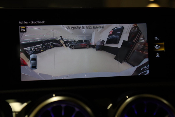 Mercedes-Benz A-Klasse 200 AMG NAP/PANO/KEYLESS/SFEER/MEMORY/VOL