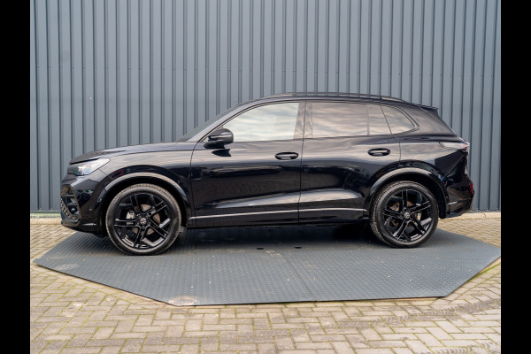 Volkswagen Tiguan 1.5 eTSI R-Line Edition | 360 Camera | 20'' | Black Style | Side Assist | Prijs Rijklaar!!