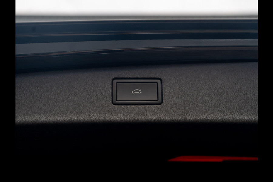 Volkswagen Tiguan 1.5 eTSI R-Line Edition | 360 Camera | 20'' | Black Style | Side Assist | Prijs Rijklaar!!