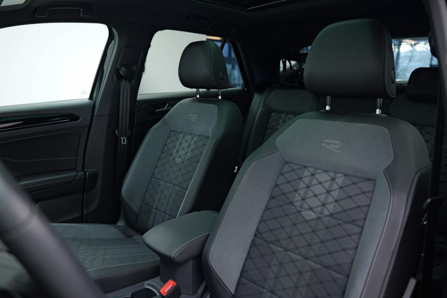 Volkswagen T-Roc 1.5 TSI R-Line Pano|Camera|Carplay|