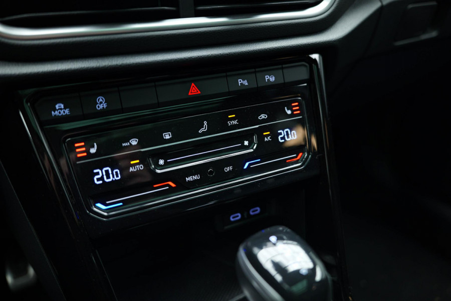 Volkswagen T-Roc 1.5 TSI R-Line Pano|Camera|Carplay|