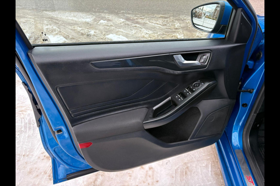 Ford FOCUS Wagon 1.0 EcoBoost ST Line 6-12 M GARANTIE