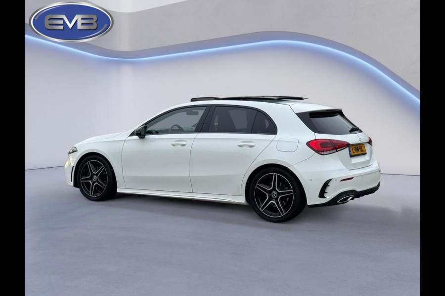 Mercedes-Benz A-Klasse 200 Business Solution 163 pk AMG styling, nieuw model, camera, sfeerverlichting, panoramadak, parelmoer wit