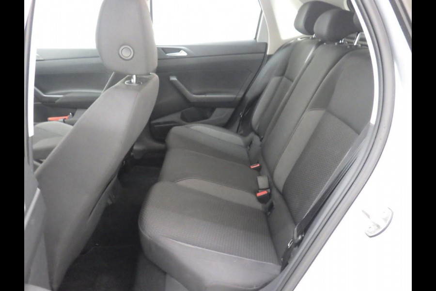 Volkswagen Polo 1.0 TSI Life Airco Caplay Navi Cruise Control Full LED PDC Voor/Achter 15" LM Velgen