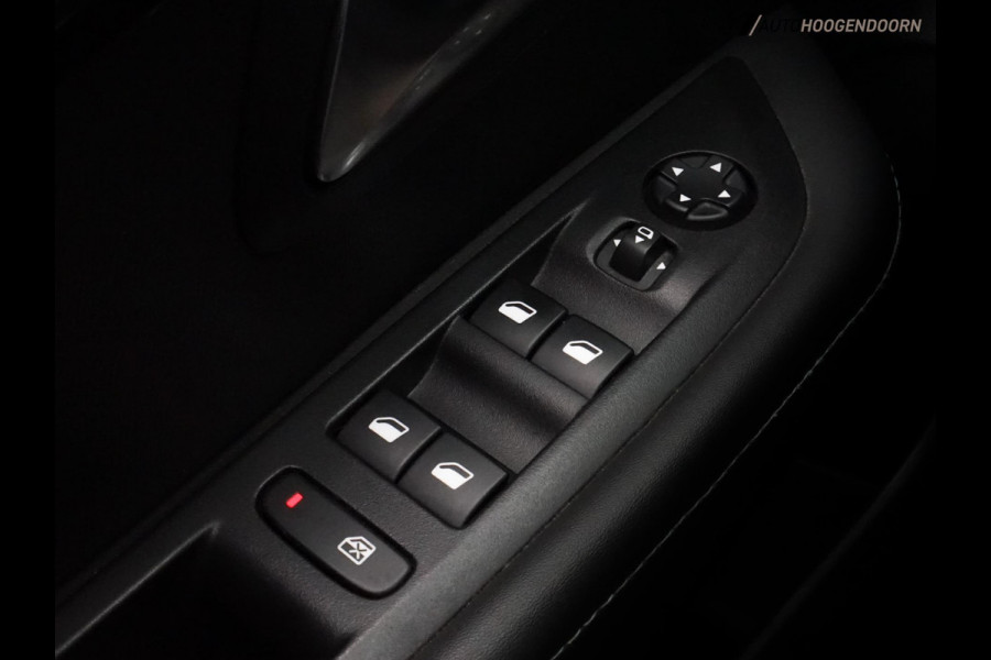 Peugeot 208 1.2 PureTech Allure Sport 100pk (APPLE CARPLAY,LED,DIGITAAL COCKPIT,CAMERA,SPORTSTOELEN,CLIMATE,CRUISE,LM-VELGEN)