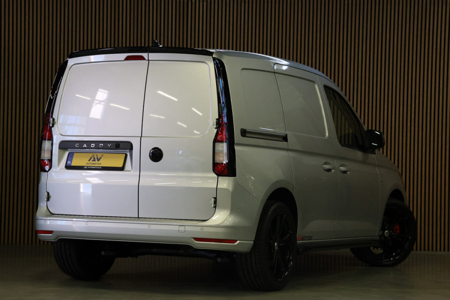 Volkswagen Caddy Cargo 2.0 TDI DSG R-Line | L+R Schuifdeur | ACC | Side Assist | Lane Assist | Virtual Cockpit | Camera | CarPlay | Stoelverwarming | LED Koplampen | Sidebars | Spoilerkit | DAB | Fabrieksgarantie | Facelift model | BPM Vrij