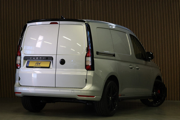 Volkswagen Caddy Cargo 2.0 TDI DSG R-Line | L+R Schuifdeur | ACC | Side Assist | Lane Assist | Virtual Cockpit | Camera | CarPlay | Stoelverwarming | LED Koplampen | Sidebars | Spoilerkit | DAB | Fabrieksgarantie | Facelift model | BPM Vrij