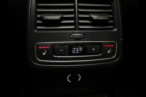 Audi RS4 Avant 2.9 TFSI quattro Ceramic|Pano|HuD|RS Seat|B&O