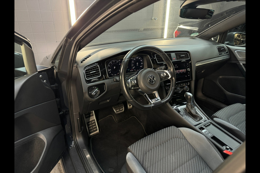 Volkswagen GOLF Variant 1.5 TSI Highline R Line Pano|Trekhaak