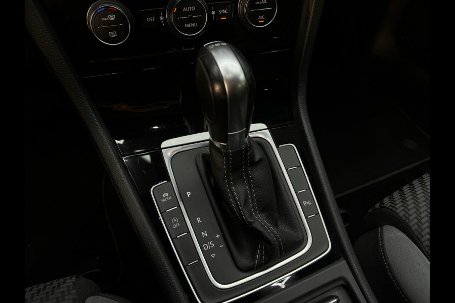 Volkswagen GOLF Variant 1.5 TSI Highline R Line Pano|Trekhaak