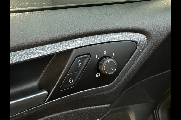 Volkswagen GOLF Variant 1.5 TSI Highline R Line Pano|Trekhaak