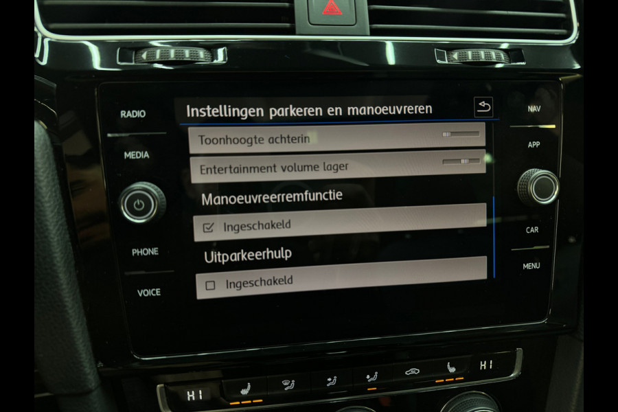 Volkswagen GOLF Variant 1.5 TSI Highline R Line Pano|Trekhaak