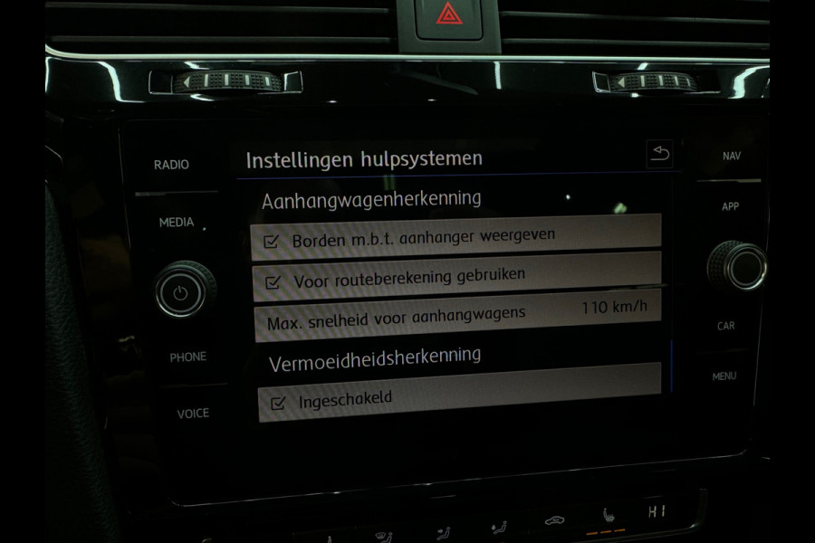 Volkswagen GOLF Variant 1.5 TSI Highline R Line Pano|Trekhaak