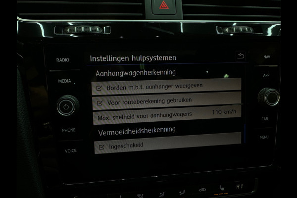 Volkswagen GOLF Variant 1.5 TSI Highline R Line Pano|Trekhaak