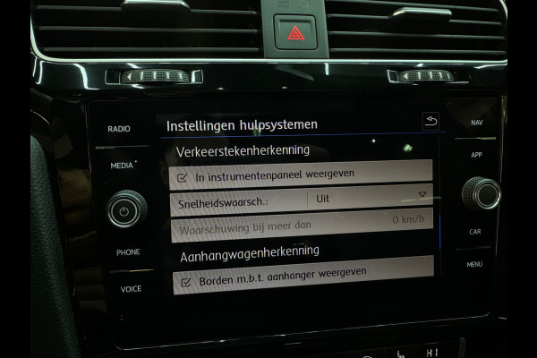 Volkswagen GOLF Variant 1.5 TSI Highline R Line Pano|Trekhaak