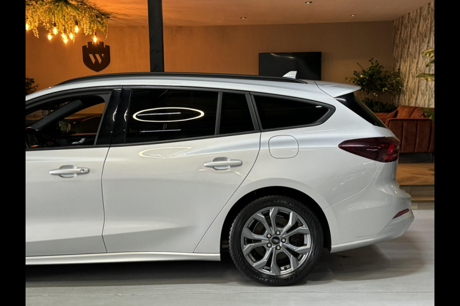 Ford Focus Wagon 1.0 EcoBoost ST Line Garantie StuurVW StoelVW Carplay Keyless Clima Led Navi Rijklaar
