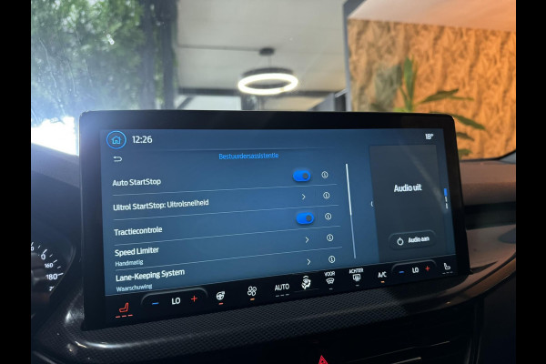 Ford Focus Wagon 1.0 EcoBoost ST Line Garantie StuurVW StoelVW Carplay Keyless Clima Led Navi Rijklaar