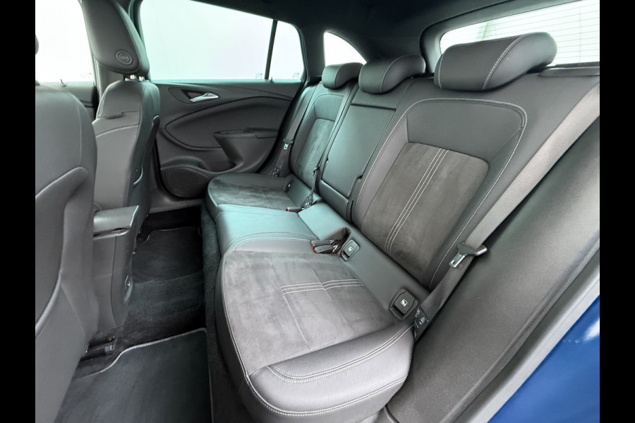 Opel Astra Sports Tourer 1.2T Leer/Alcantara Led-Matrix Innovation Bose®-Hifi Navi Camera Park-Assist + PDC-a+v Apple Carplay Android Keyle AGR-Comfort-Stoel+Stuur+Voorruitverwarming Elek.Achterklep Pdc Lane Assist DAB Regen-Lichtsensor Bordherkenning Zwarte-Hemel Origineel Nederlandse Auto Zeer luxe uitvoering! A-Label EURO6  € 30.000 nieuw