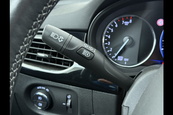 Opel Astra Sports Tourer 1.2T Leer/Alcantara Led-Matrix Innovation Bose®-Hifi Navi Camera Park-Assist + PDC-a+v Apple Carplay Android Keyle AGR-Comfort-Stoel+Stuur+Voorruitverwarming Elek.Achterklep Pdc Lane Assist DAB Regen-Lichtsensor Bordherkenning Zwarte-Hemel Origineel Nederlandse Auto Zeer luxe uitvoering! A-Label EURO6  € 30.000 nieuw