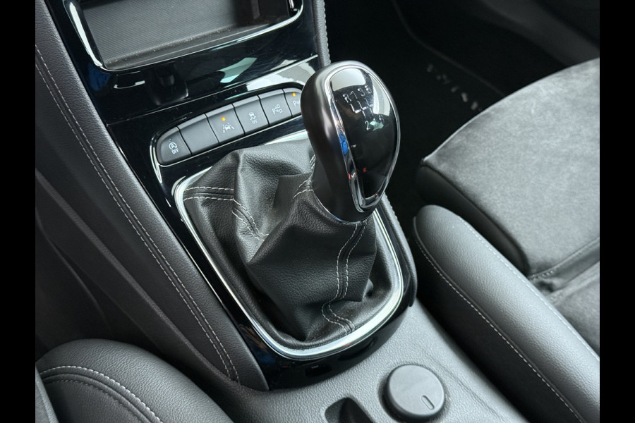 Opel Astra Sports Tourer 1.2T Leer/Alcantara Led-Matrix Innovation Bose®-Hifi Navi Camera Park-Assist + PDC-a+v Apple Carplay Android Keyle AGR-Comfort-Stoel+Stuur+Voorruitverwarming Elek.Achterklep Pdc Lane Assist DAB Regen-Lichtsensor Bordherkenning Zwarte-Hemel Origineel Nederlandse Auto Zeer luxe uitvoering! A-Label EURO6  € 30.000 nieuw