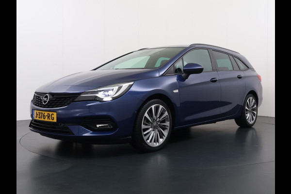 Opel Astra Sports Tourer 1.2T Leer/Alcantara Led-Matrix Innovation Bose®-Hifi Navi Camera Park-Assist + PDC-a+v Apple Carplay Android Keyle AGR-Comfort-Stoel+Stuur+Voorruitverwarming Elek.Achterklep Pdc Lane Assist DAB Regen-Lichtsensor Bordherkenning Zwarte-Hemel Origineel Nederlandse Auto Zeer luxe uitvoering! A-Label EURO6  € 30.000 nieuw