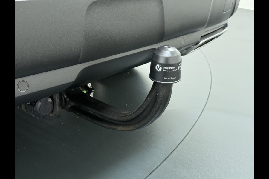 Peugeot 3008 1.6T 225pk AUT-8 GT Pack HYbrid Leer/Alcantara+Elektr.+Verwarmd Trekhaak Navi360°Camera Apple Carplay Android Ecc HiFi Premium FOCAL® Zwarte Hemel Lane Assist Dodehoekwaarschuwing 1e Eigenaar Origineel Nederlandse Auto Nieuwprijs €51.858,-