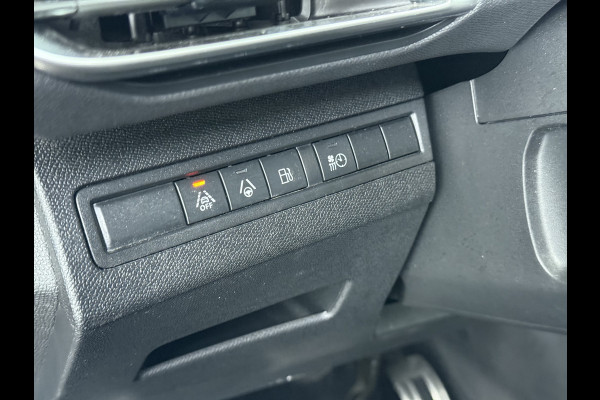 Peugeot 3008 1.6T 225pk AUT-8 GT Pack HYbrid Leer/Alcantara+Elektr.+Verwarmd Trekhaak Navi360°Camera Apple Carplay Android Ecc HiFi Premium FOCAL® Zwarte Hemel Lane Assist Dodehoekwaarschuwing 1e Eigenaar Origineel Nederlandse Auto Nieuwprijs €51.858,-