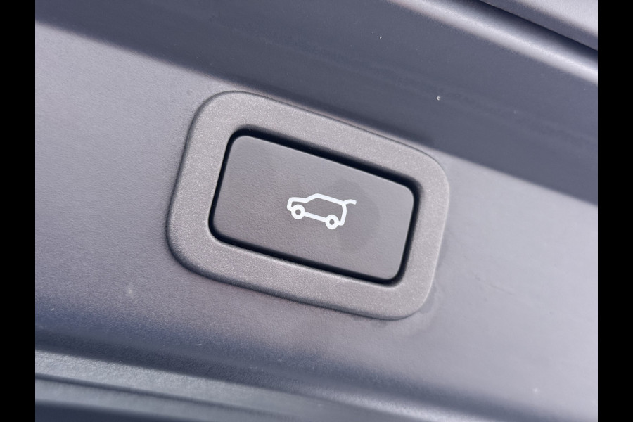 Jaguar I-PACE EV320PK 90kWh Leer Pano-Dak 360°Camera 20"LM Meridian™-Sound Apple Carplay Android Navi Ecc Pdc S Business Pack Keyless Stoelverwarming Rode-Remklauwen Elek.Achterklep Led Privacy Glas Cruise Control Rijstrooksensor Origineel Nederlandse Auto Dealeronderhouden 3 FASE LADEN 320pk 500Nm