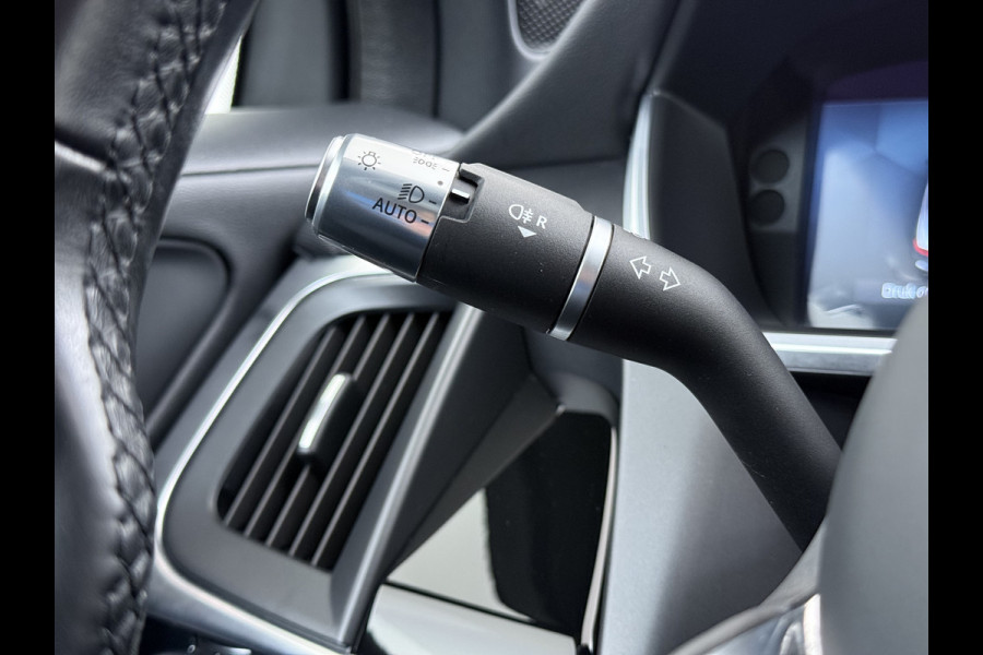 Jaguar I-PACE EV320PK 90kWh Leer Pano-Dak 360°Camera 20"LM Meridian™-Sound Apple Carplay Android Navi Ecc Pdc S Business Pack Keyless Stoelverwarming Rode-Remklauwen Elek.Achterklep Led Privacy Glas Cruise Control Rijstrooksensor Origineel Nederlandse Auto Dealeronderhouden 3 FASE LADEN 320pk 500Nm