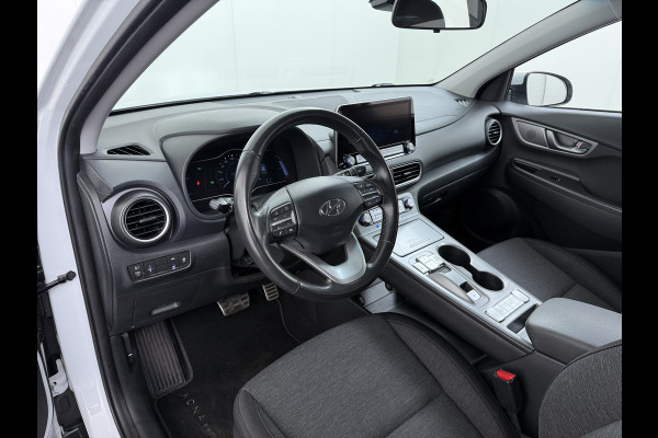 Hyundai Kona EV 64kWh SOH 94% Warmtepomp Adap.Cruise Apple Carplay Android Auto Krell®-Hifi Navi Ecc Camera Comfort Blind Spot Lane Assist Keyless Isofix DAB Led