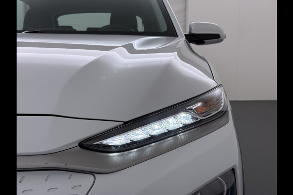 Hyundai Kona EV 64kWh SOH 94% Warmtepomp Adap.Cruise Apple Carplay Android Auto Krell®-Hifi Navi Ecc Camera Comfort Blind Spot Lane Assist Keyless Isofix DAB Led