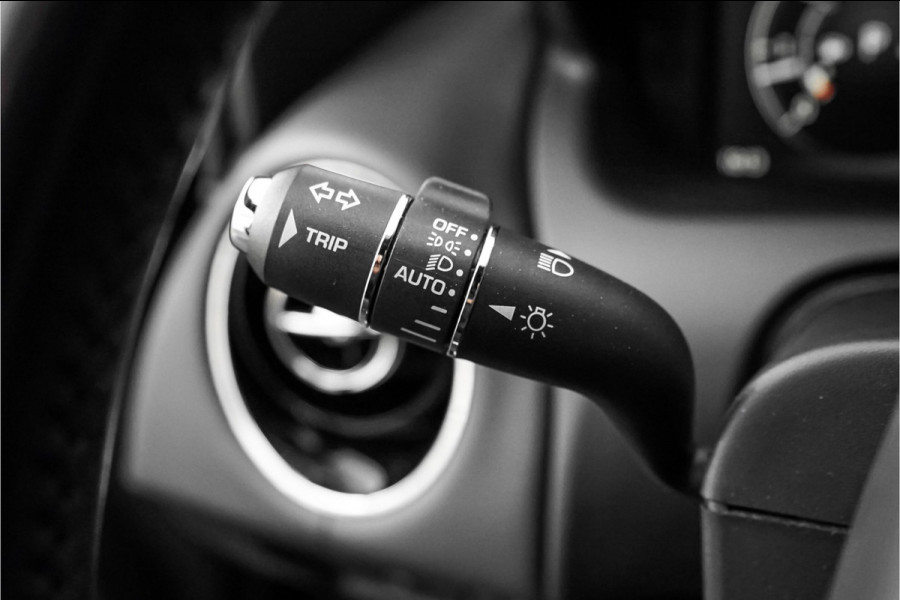 Jaguar XJ 3.0 D R-Sport Pano ACC Dealeronderhouden Ori NL 2e Eig