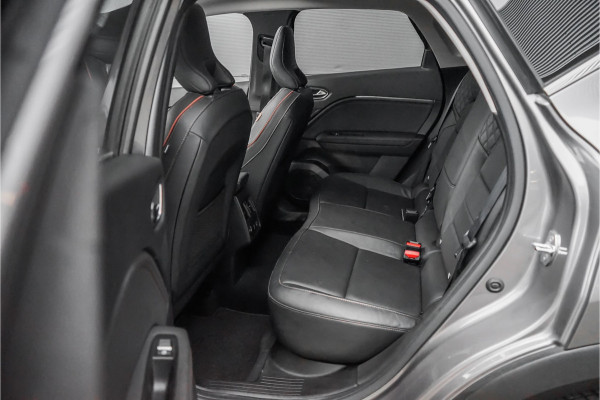 Renault Captur 1.6 E-Tech Plug-in Hybrid 160 Initiale Paris Leder Bose Trekhaak ACC Stoelverw