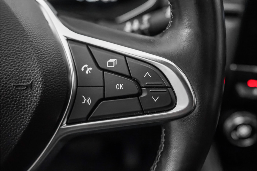 Renault Captur 1.6 E-Tech Plug-in Hybrid 160 Initiale Paris Leder Bose Trekhaak ACC Stoelverw