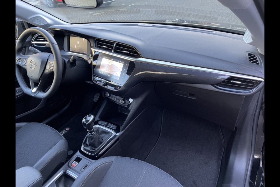 Opel Corsa 100pk Elegance (Camera - LED - Parkeersensoren V+A - Keyless - Navigatie - Dodehoekdetectie- Apple Carplay)