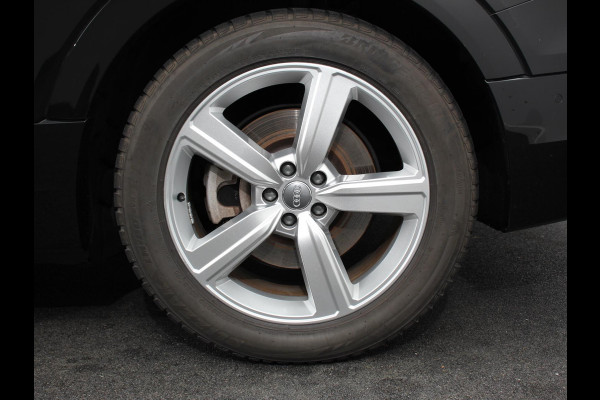 Audi e-tron 50 Quattro Launch edition | Navigatie | Luchtvering | Climate Control | Parkeer Sensoren | Lichtmetalen velgen | Cruise control | Digitale Cockpit | Electrisch bedienbare achterklep