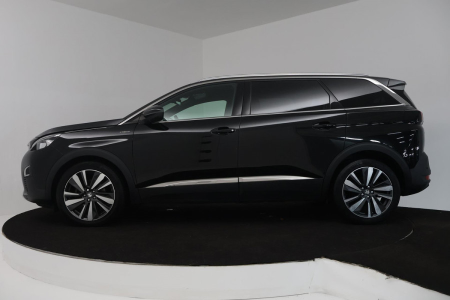 Peugeot 5008 1.6 e-THP GT-Line (DIGITALE COCKPIT, ACHTERUITRIJCAMERA, AUTOMAAT, NAVIGATIE, PARKEERSENSOREN)