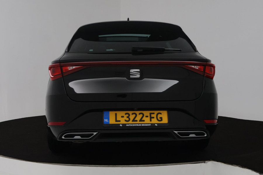 Seat Leon Sportstourer 1.5 eTSI FR Launch Edition (PANORAMADAK, STUUR/STOELVERWARMING, CAMERA, DIGITALE COCKPIT, CRUISE ADAPTIEF)