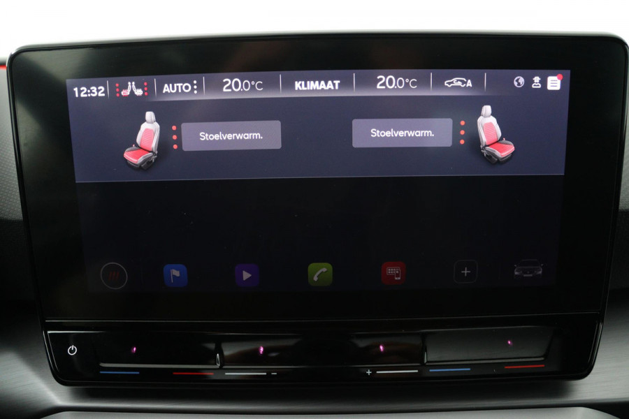 Seat Leon Sportstourer 1.5 eTSI FR Launch Edition (PANORAMADAK, STUUR/STOELVERWARMING, CAMERA, DIGITALE COCKPIT, CRUISE ADAPTIEF)