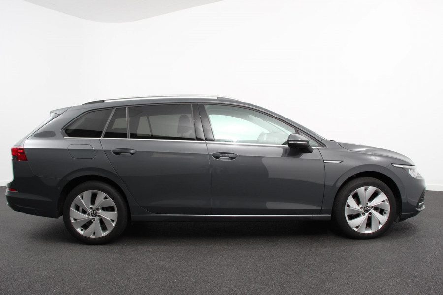 Volkswagen Golf 1.0 eTSI Variant Style DSG Navigatie | Climate Control | Adaptive Cruise Control | Lane Assist | Privacy Glass | Stoel/Stuurverwarming | LED | PDC V+A | Camera | Electrisch bedienbare Achterklep