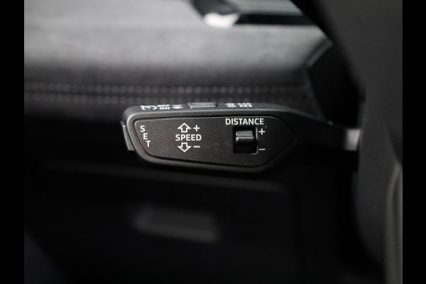 Audi Q6 Sportback e-tron S edition 83Kwh 185 kW / 252 PK Sportback | S edition | Tech Pro | Pano | Luchtvering | Matrix LED | Leder |