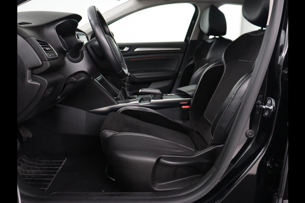 Renault Mégane 1.5 dCi Limited | Camera | Navigatie | Half leder | Climate control | Dodehoek detectie | Keyless | Cruise control | Parkeerhulp