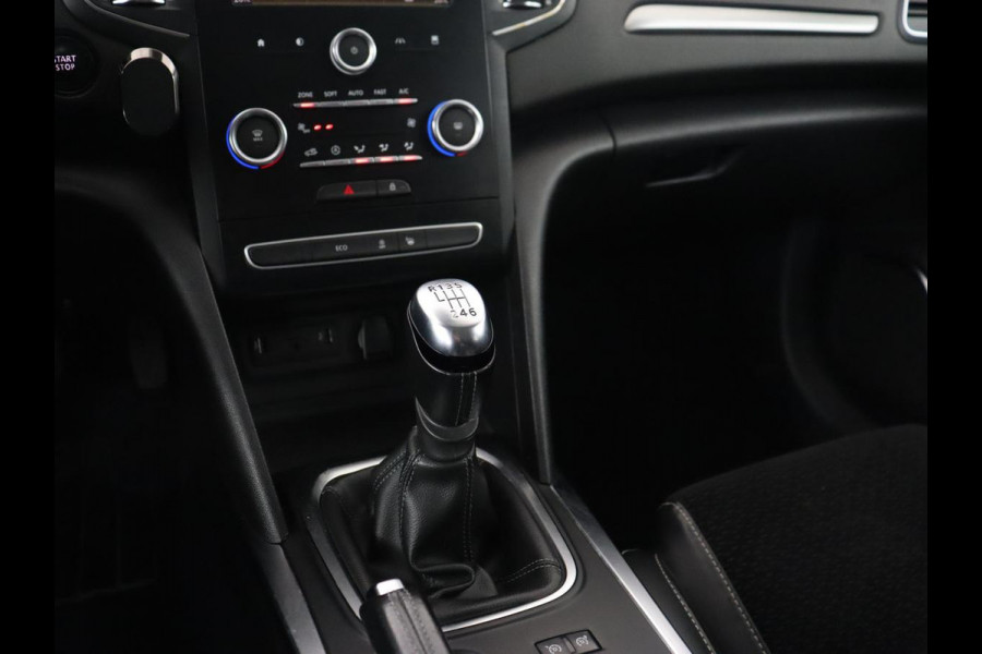 Renault Mégane 1.5 dCi Limited | Camera | Navigatie | Half leder | Climate control | Dodehoek detectie | Keyless | Cruise control | Parkeerhulp