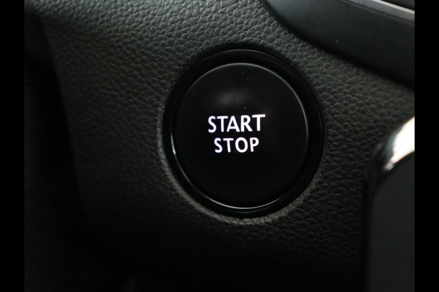 Renault Mégane 1.5 dCi Limited | Camera | Navigatie | Half leder | Climate control | Dodehoek detectie | Keyless | Cruise control | Parkeerhulp